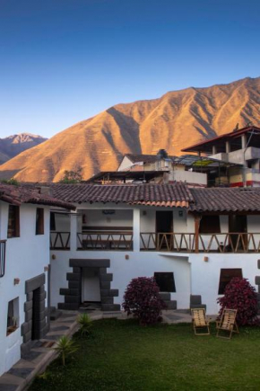 Hana'q Hostel en el Valle sagrado, junto al rió Vilcanota